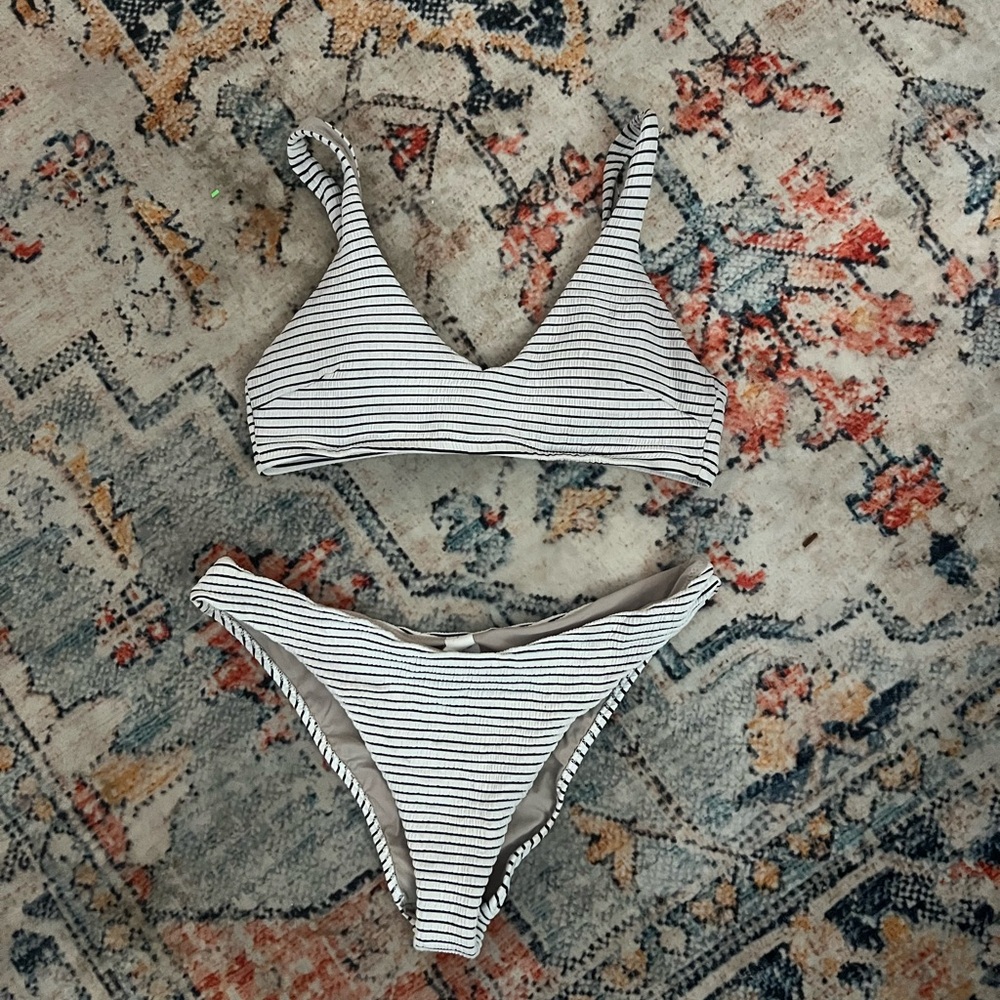 Lululemon bikini